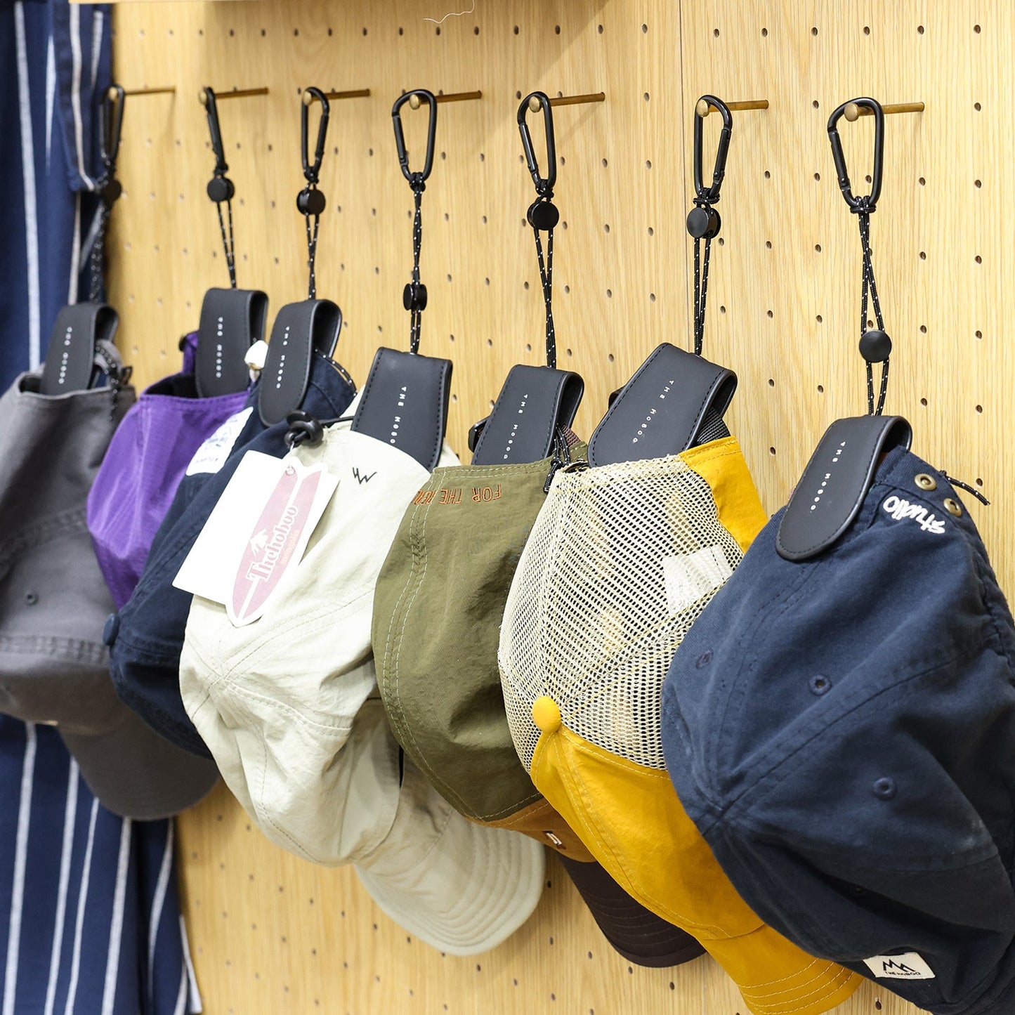 Drawstring Magnetic Buckle Portable Hat Clip